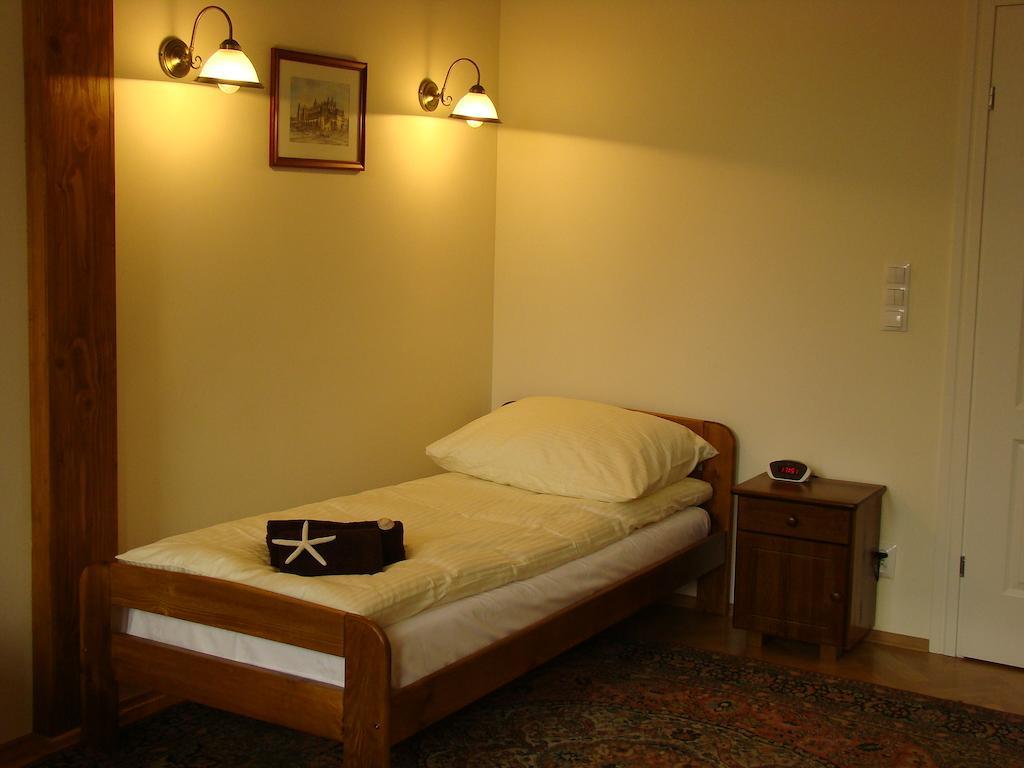 Royal Route 29 Comfort Rooms Красков Стая снимка