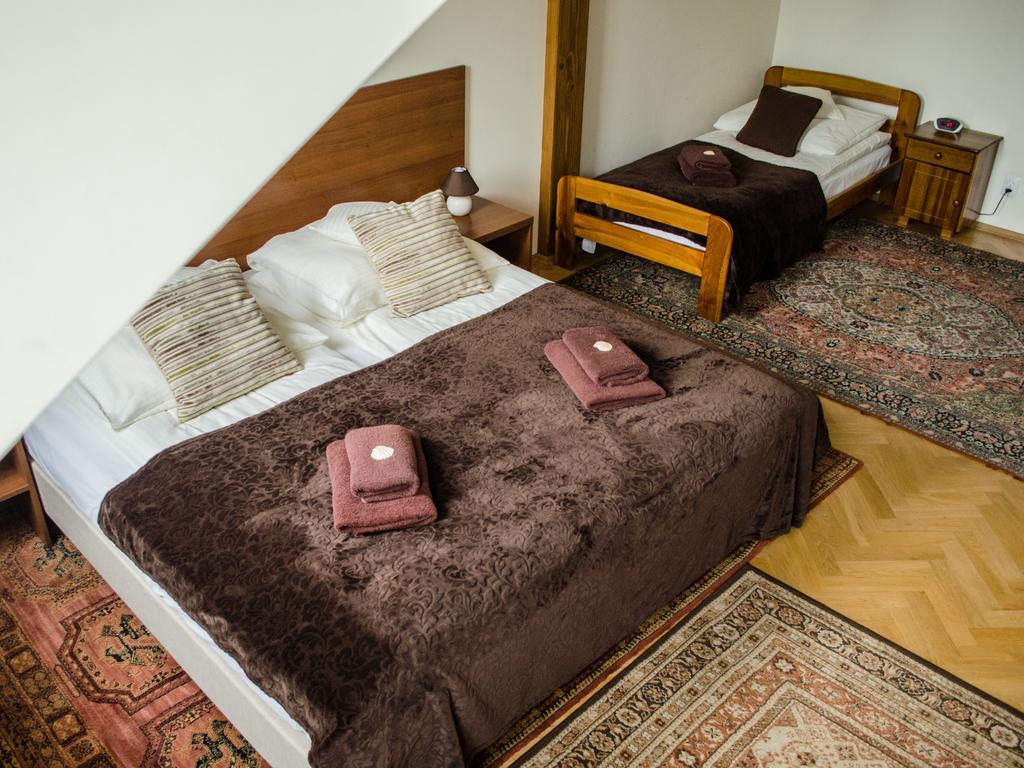Royal Route 29 Comfort Rooms Красков Екстериор снимка